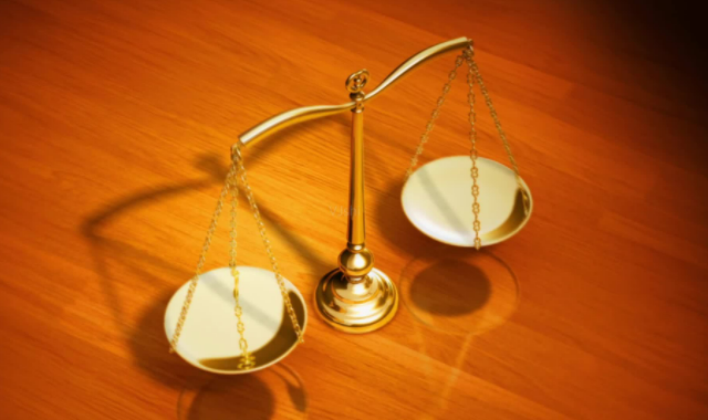 怎樣起訴繼承人清償債務(wù)訴狀?